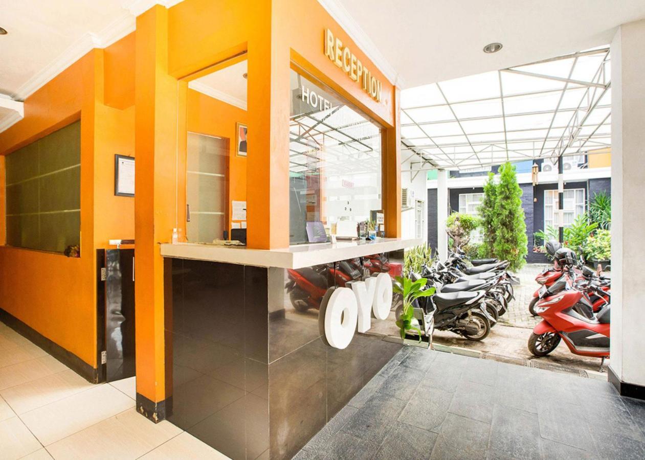 Oyo 2554 Hotel Arimbi Lama Dewi Sartika Bandung Buitenkant foto
