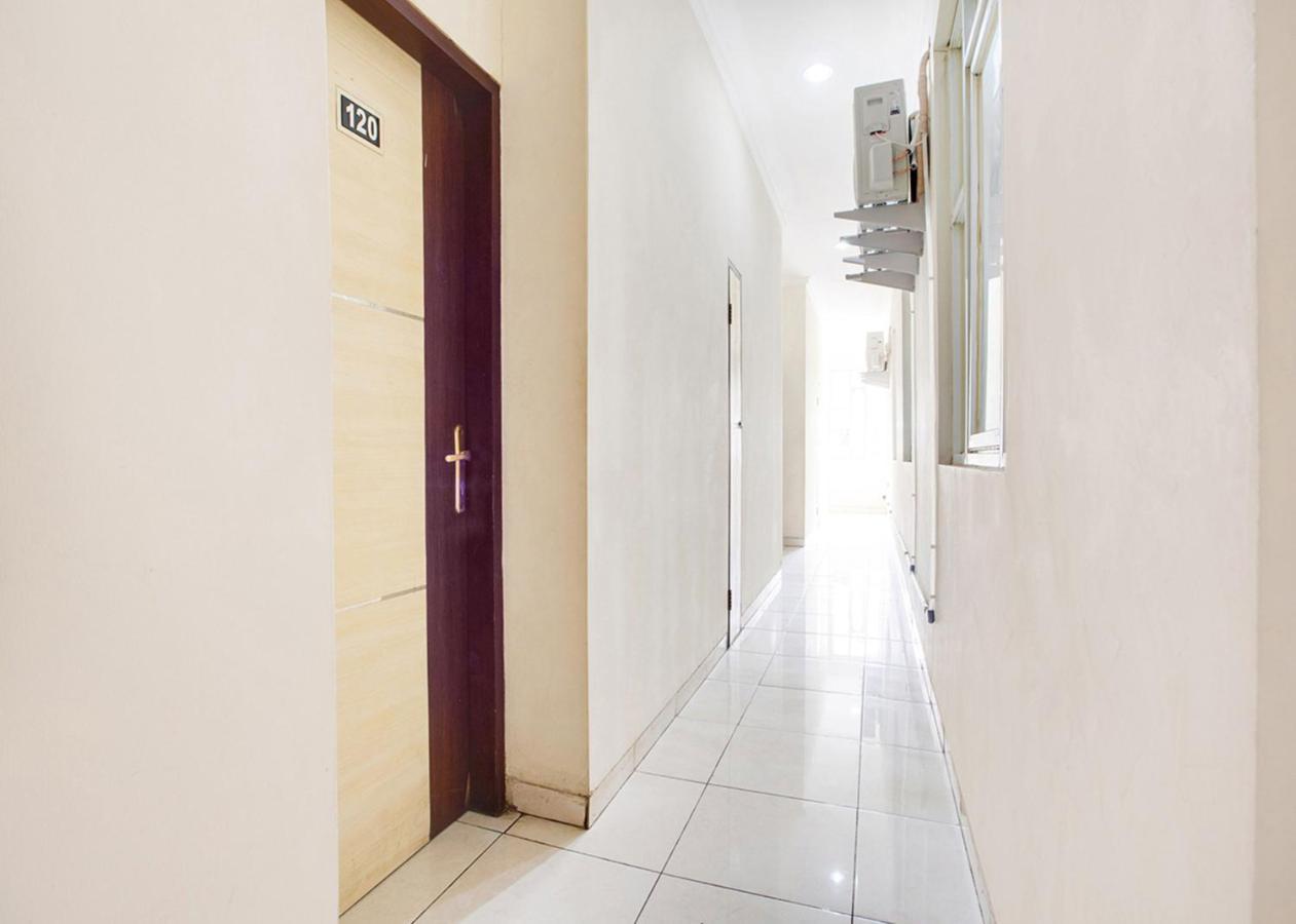 Oyo 2554 Hotel Arimbi Lama Dewi Sartika Bandung Buitenkant foto