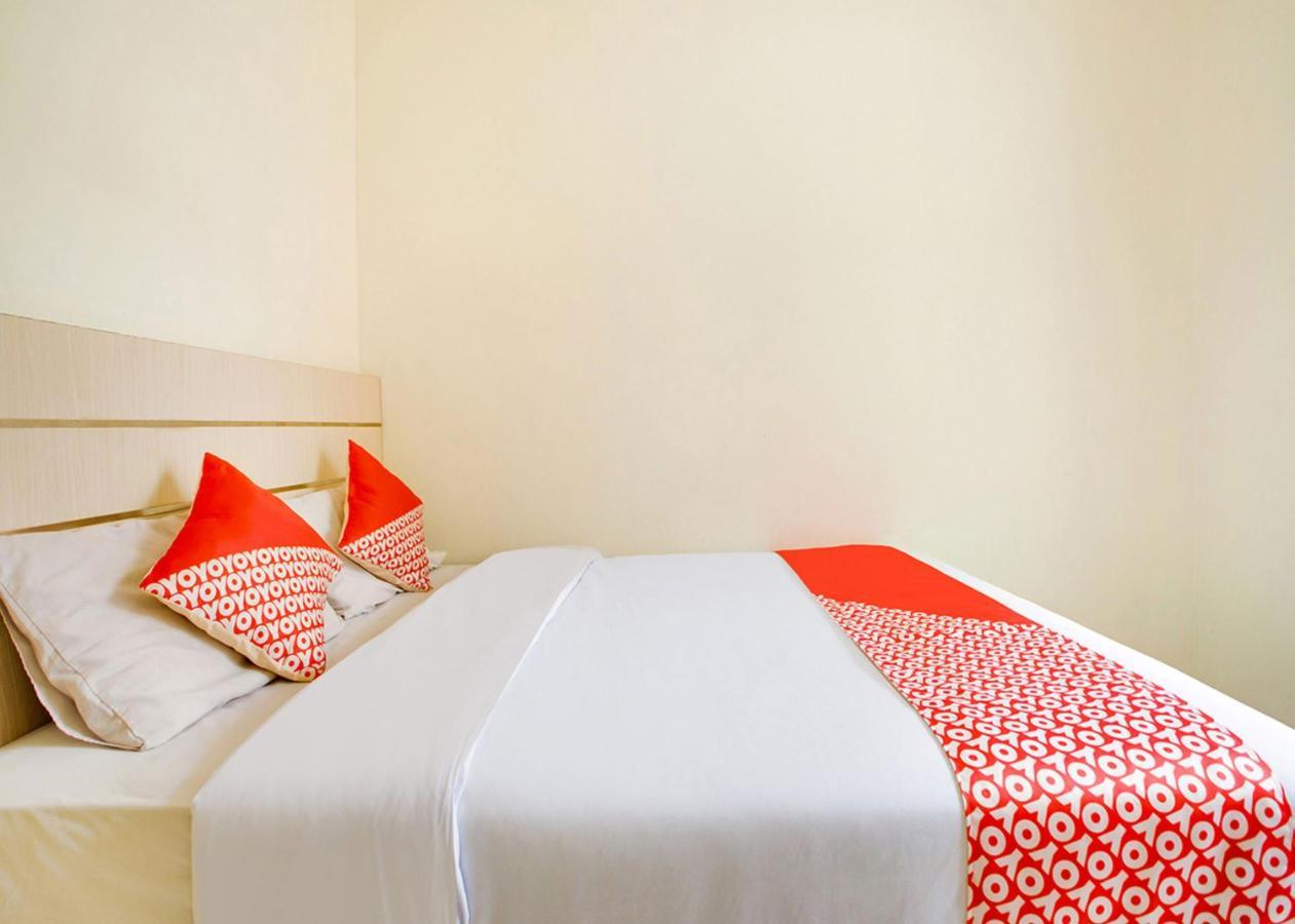 Oyo 2554 Hotel Arimbi Lama Dewi Sartika Bandung Buitenkant foto